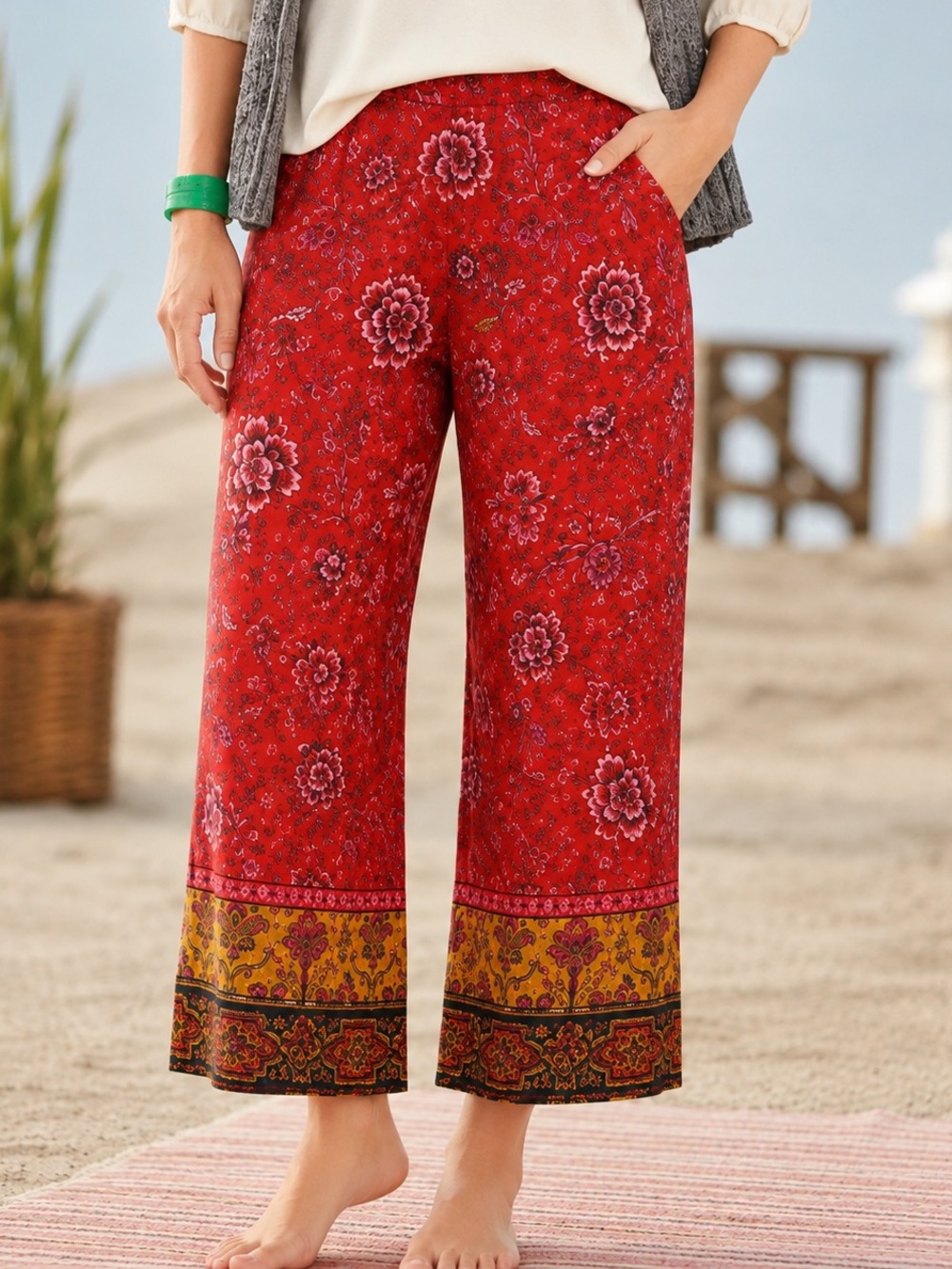 Sundance Red Floral Wide-Leg Cropped Pants with Gold Border